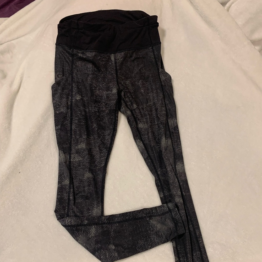 Lululemon sequin print leggings